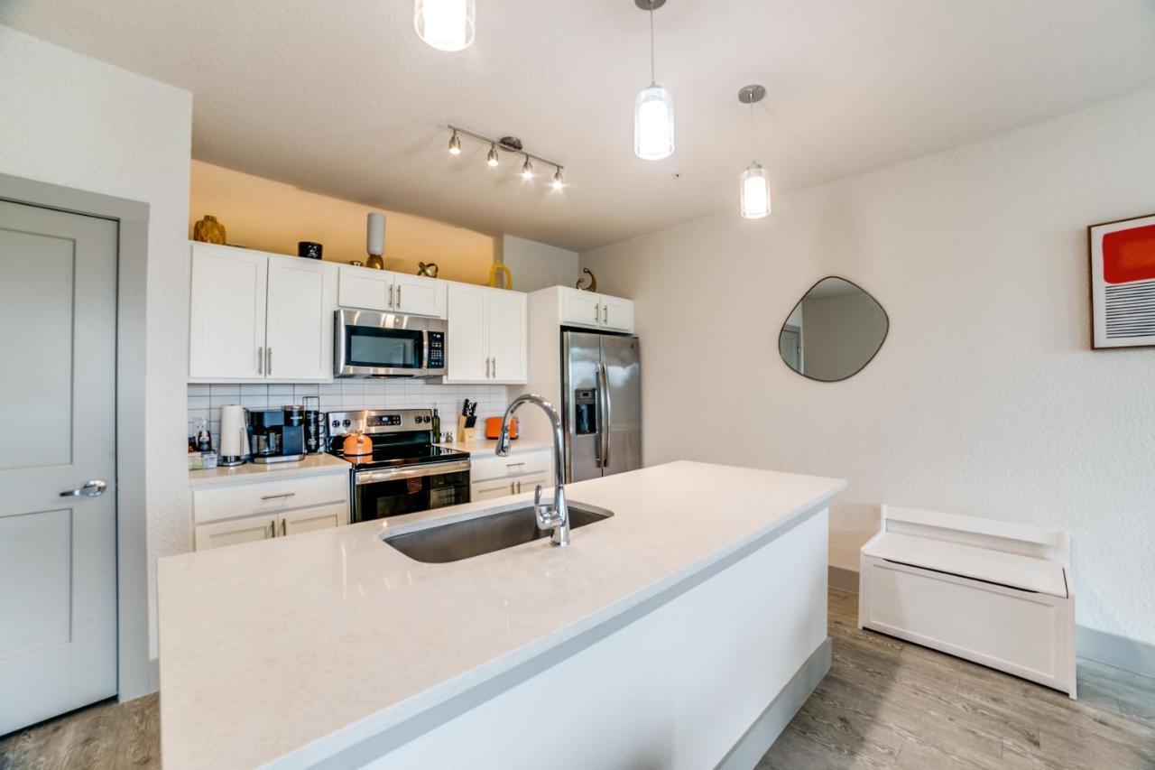Downtown Apartment With Riverwalk Views Free Parking Pet Friendly Centrally Located On The Riverwalk San Antonio Eksteriør bilde